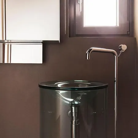 Luxury Designer Space In Shopping District Apartment Milan