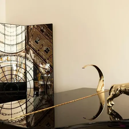 Apartment Luxury Designer Space In Shopping District Milan